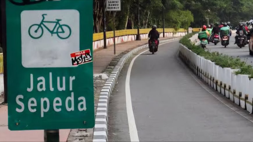 Keributan Bocah Pesepeda dan Driver Ojol di Jalur Sepeda Jalan Sudirman Berakhir Damai